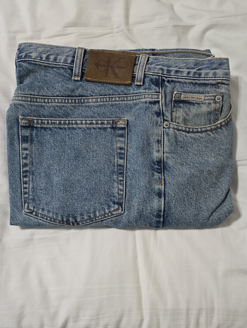 Calvin Klein Men's Medium Light Blue Relaxed Denim Jeans